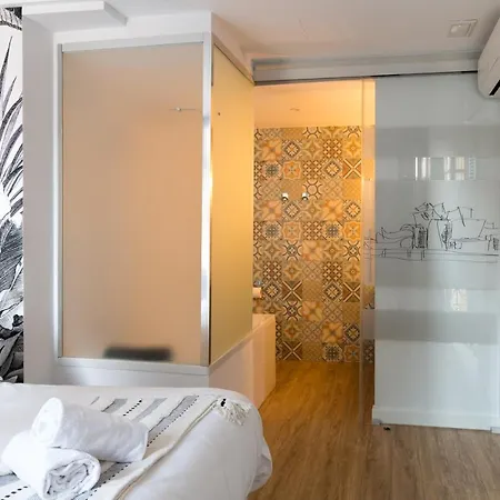 Art Staynnapartments 2*