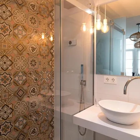 Art Staynnapartments בית הארחה 4*