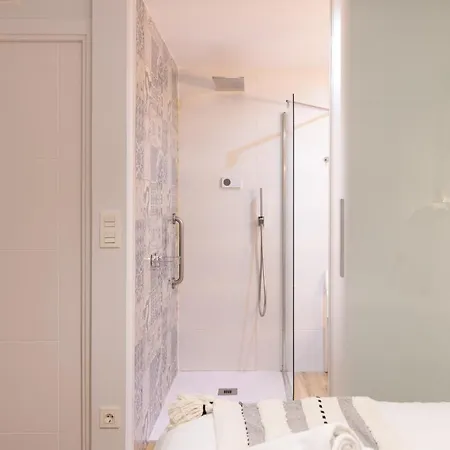 Art Staynnapartments Guest house 4*