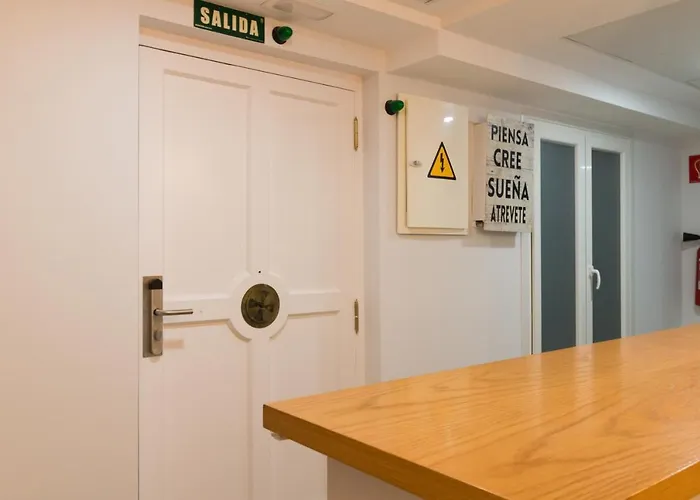 Art Staynnapartments Гостьовий будинок Більбао