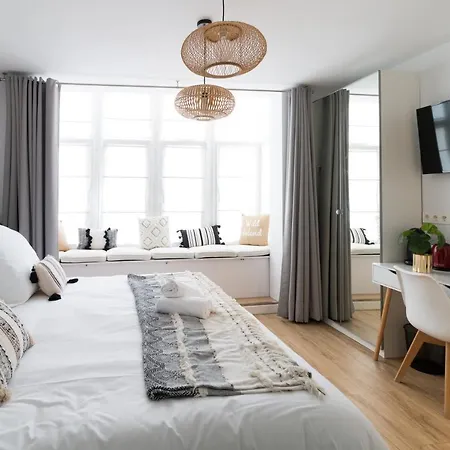 Art Staynnapartments ゲストハウス