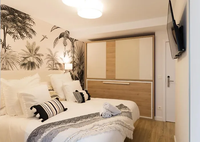 Gasthuis Art Staynnapartments 4*